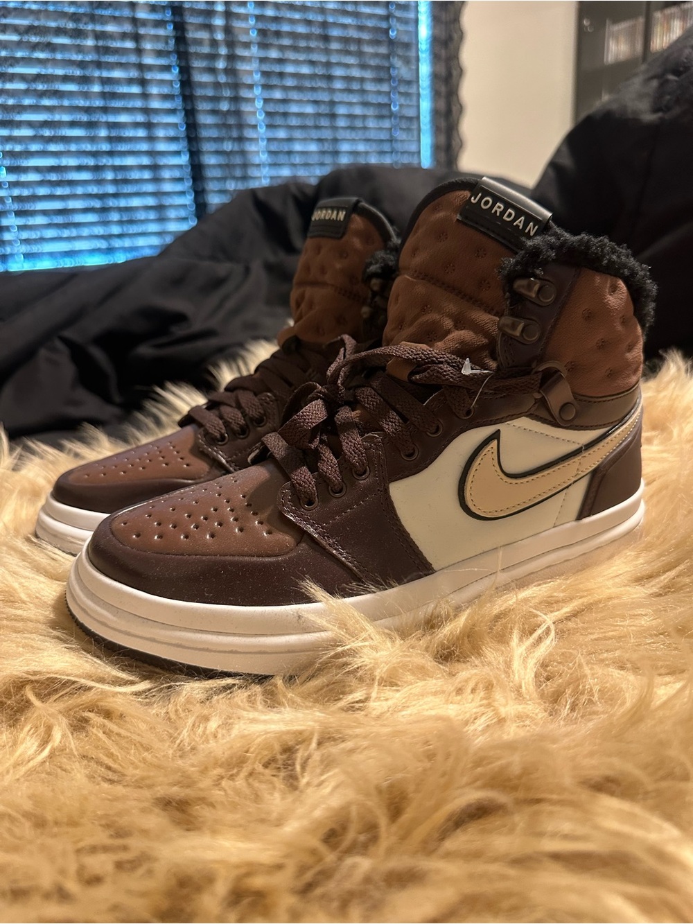 Jordan Men's Brown and Cream High-Top Sneakers